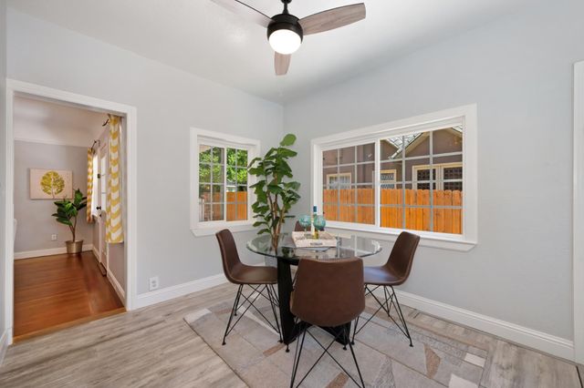 2716 6th Ave, Sacramento, CA 95818