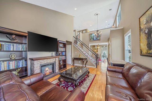 96 Manitou Trail 96, Kings Park, NY 11754