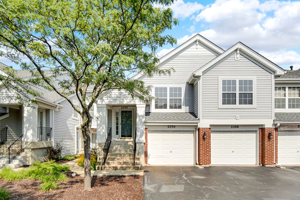 2290 Scott Lane 2290, Aurora, IL 60502