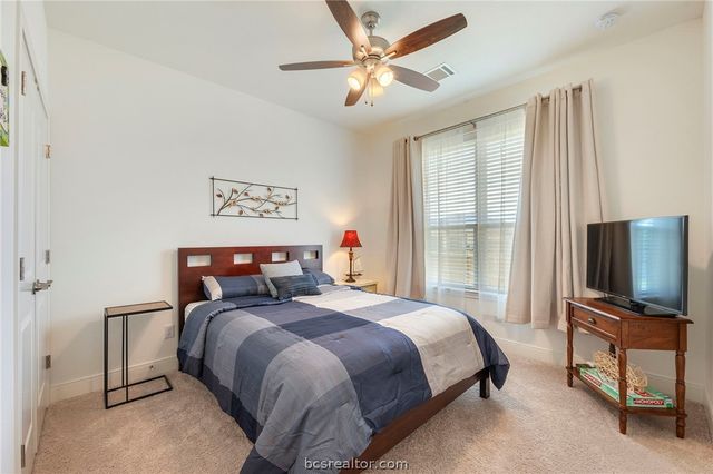 3500 Abingdon Cove, Bryan, TX 77808
