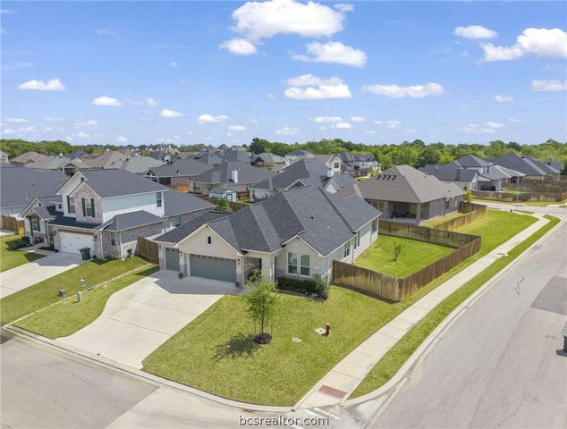 3500 Abingdon Cove, Bryan, TX 77808
