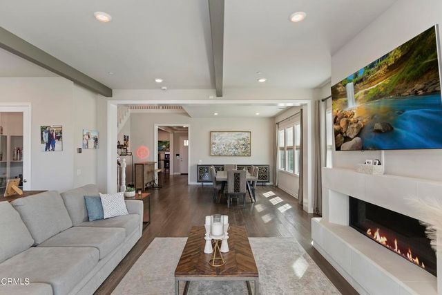 16094 Mariposa Avenue, Riverside, CA 92504