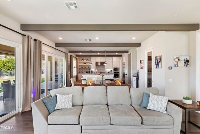 16094 Mariposa Avenue, Riverside, CA 92504