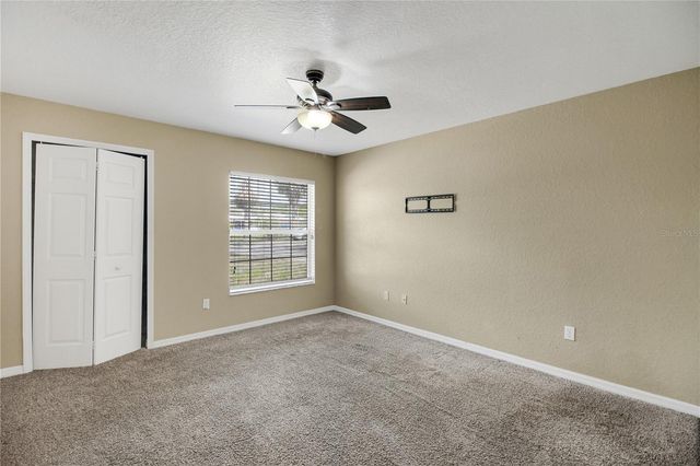 305 W FOUNTAIN STREET, Fruitland Park, FL 34731