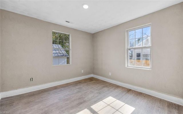 2001 Peach ST, Portsmouth, VA 23704