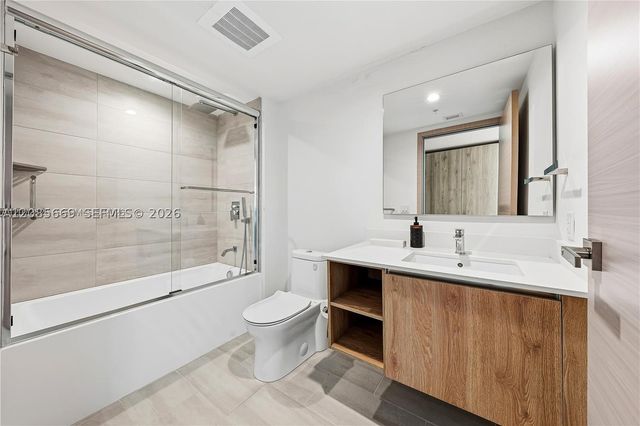 10281 W Bay Harbor Dr 304, Bay Harbor Islands, FL 33154