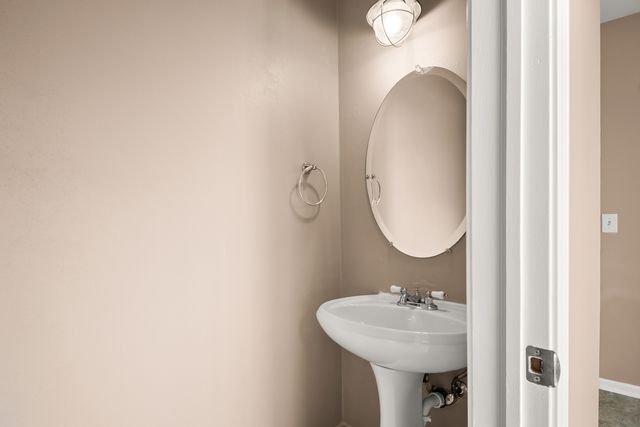 371 Le Parc Circle, Buffalo Grove, IL 60089