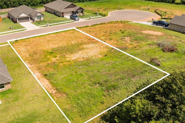 4664 Lincoln Landing, Harrah, OK 73045