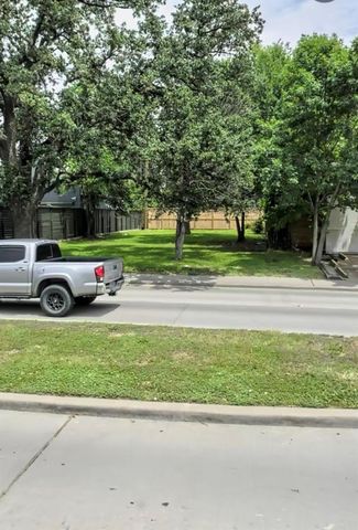 2230 Richmond Avenue, Houston, TX 77098