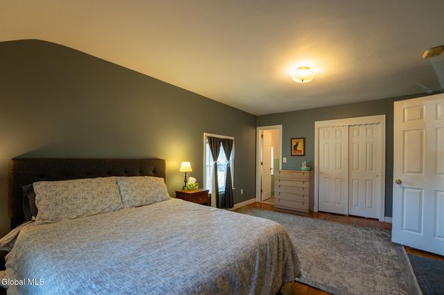 2232 Rosendale Road, Niskayuna, NY 12309