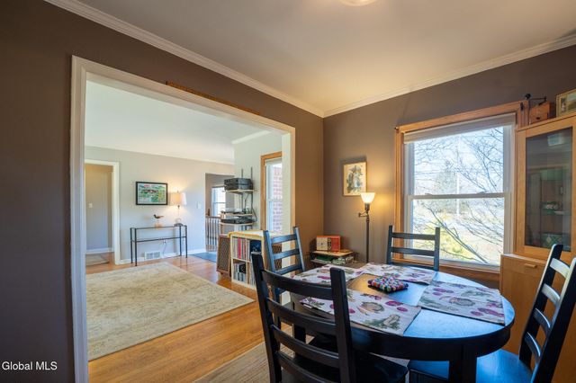 2232 Rosendale Road, Niskayuna, NY 12309