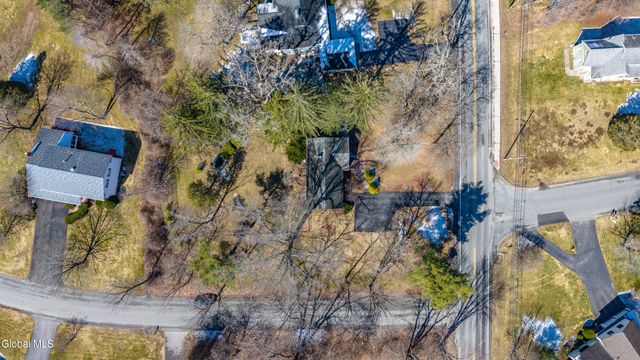 2232 Rosendale Road, Niskayuna, NY 12309