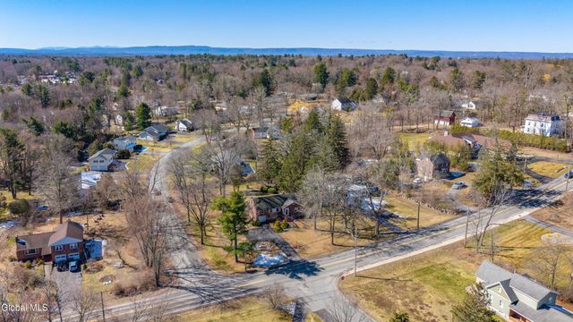 2232 Rosendale Road, Niskayuna, NY 12309