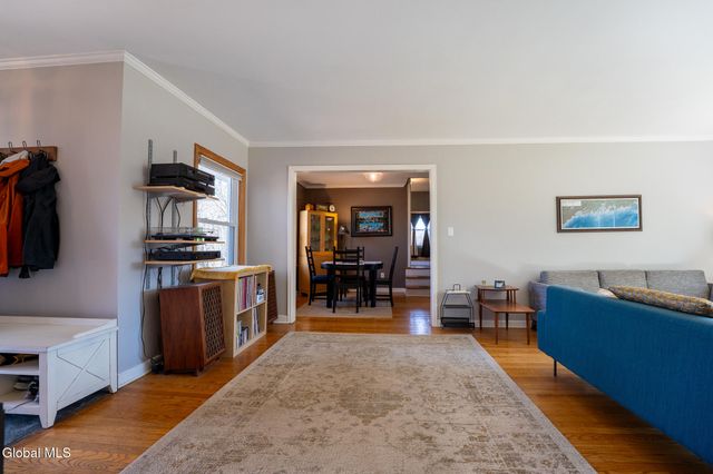 2232 Rosendale Road, Niskayuna, NY 12309