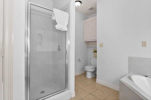 111 Cove Place, Montgomery, TX 77356