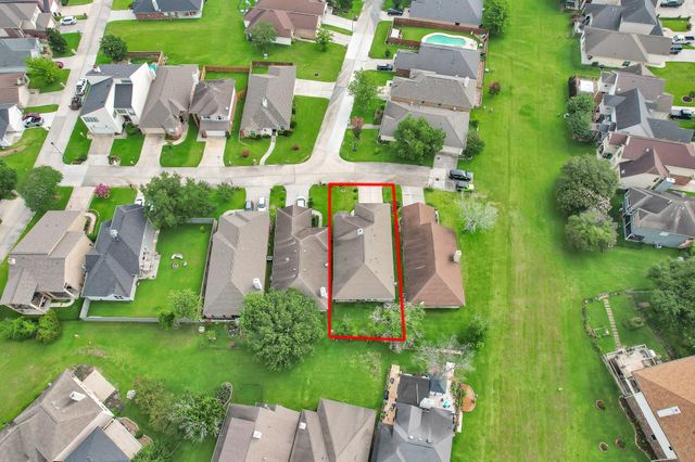 111 Cove Place, Montgomery, TX 77356