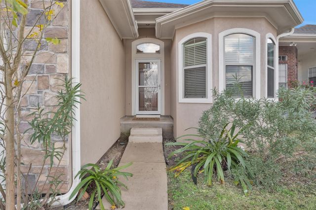 111 Cove Place, Montgomery, TX 77356