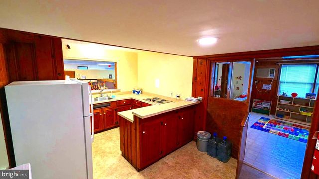 1012 S GOVERNORS AVE, Dover, DE 19904