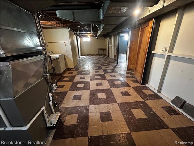 23130 Gardner Street, Oak Park, MI 48237