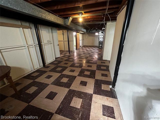 23130 Gardner Street, Oak Park, MI 48237