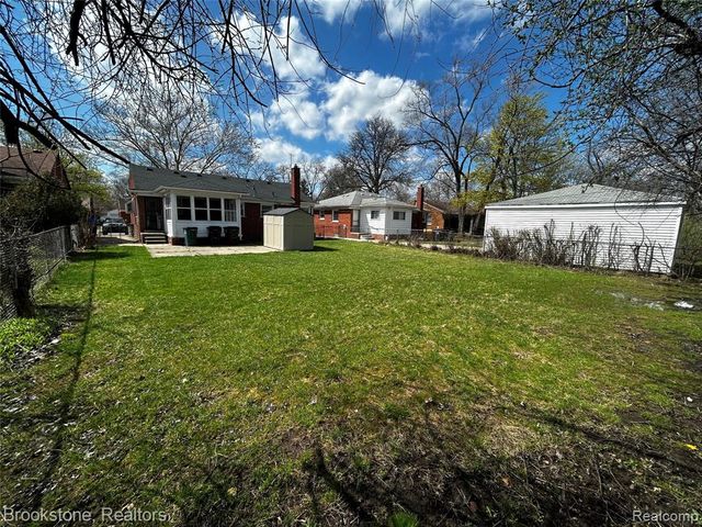 23130 Gardner Street, Oak Park, MI 48237