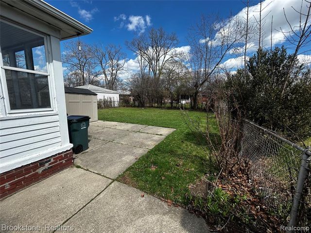 23130 Gardner Street, Oak Park, MI 48237