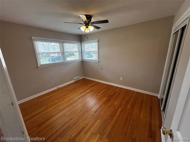 23130 Gardner Street, Oak Park, MI 48237