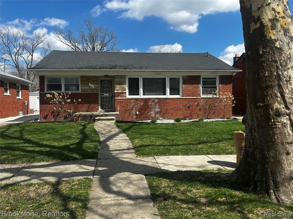 23130 Gardner Street, Oak Park, MI 48237