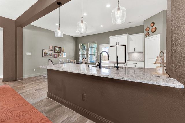 917 Llano Falls Drive, Mckinney, TX 75071