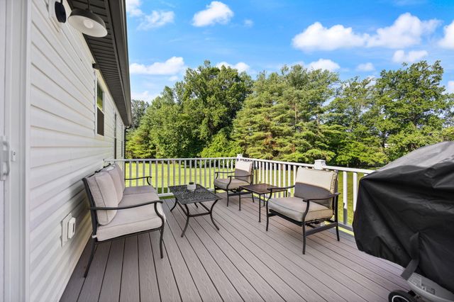 98 Deerview Lane, Russell Springs, KY 42642