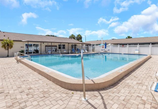 24862 US HIGHWAY 19 N 2105, Clearwater, FL 33763