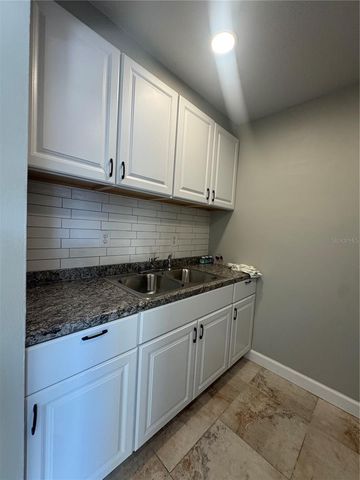 24862 US HIGHWAY 19 N 2105, Clearwater, FL 33763