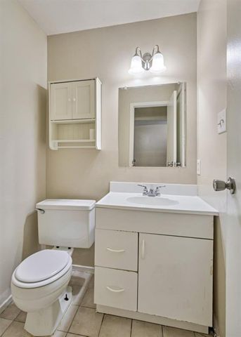 45 Blue Fox Road, Spring, TX 77380