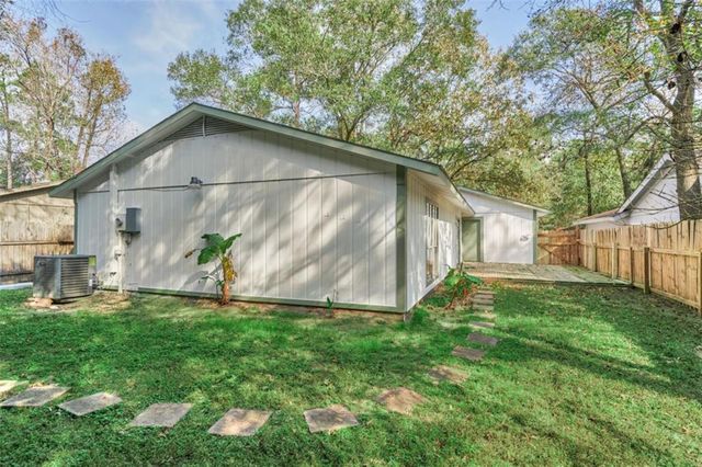 45 Blue Fox Road, Spring, TX 77380