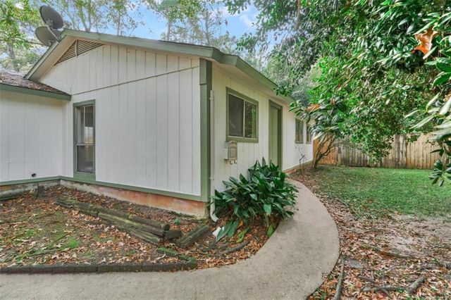 45 Blue Fox Road, Spring, TX 77380