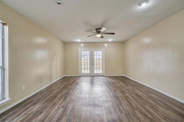 45 Blue Fox Road, Spring, TX 77380