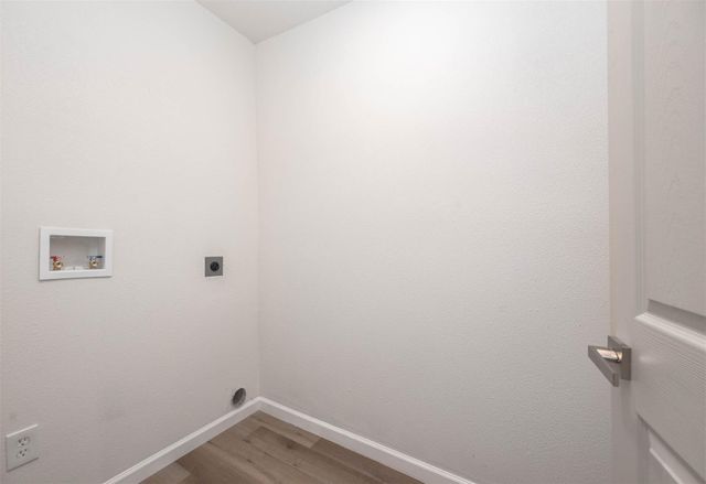 14201 Susie Lane CR442, Alvin, TX 77511