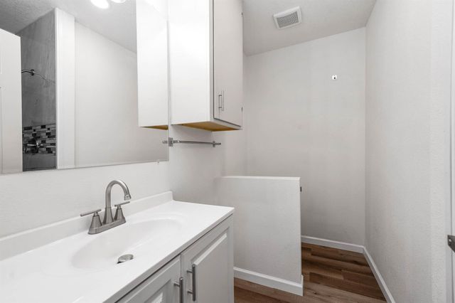 14201 Susie Lane CR442, Alvin, TX 77511