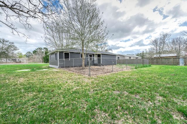 14201 Susie Lane CR442, Alvin, TX 77511