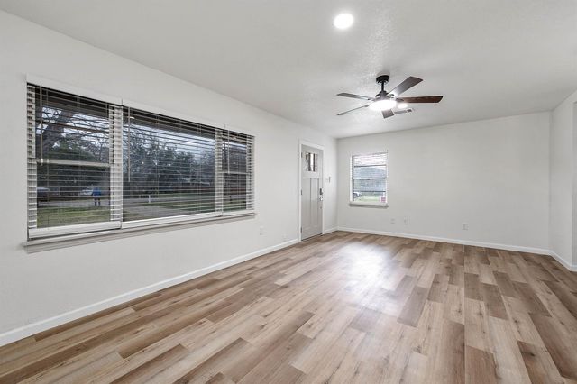 14201 Susie Lane CR442, Alvin, TX 77511