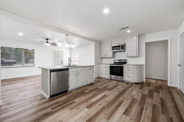 14201 Susie Lane CR442, Alvin, TX 77511