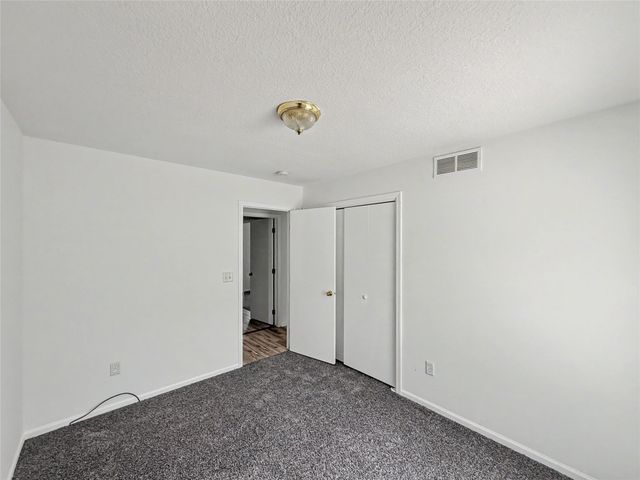 733 SE 27th Court, Des Moines, IA 50317