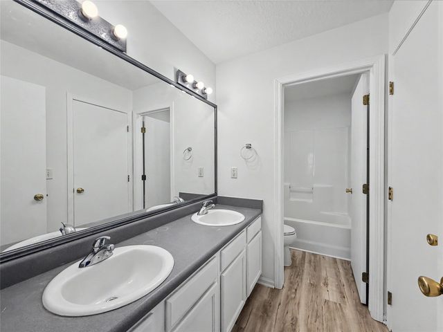 733 SE 27th Court, Des Moines, IA 50317