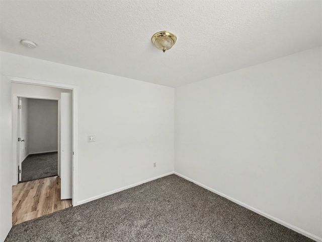 733 SE 27th Court, Des Moines, IA 50317