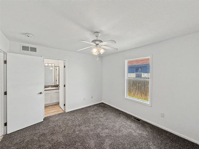 733 SE 27th Court, Des Moines, IA 50317