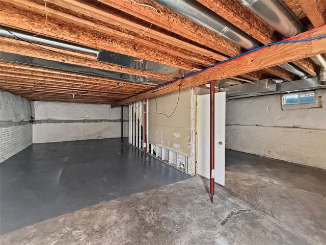 733 SE 27th Court, Des Moines, IA 50317