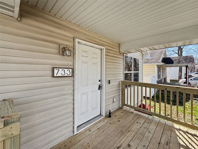 733 SE 27th Court, Des Moines, IA 50317