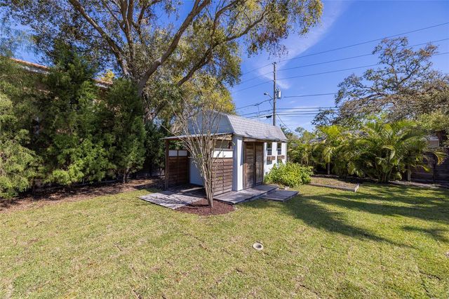 1433 PARK STREET N, St Petersburg, FL 33710