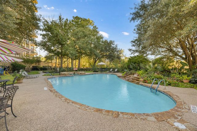 14655 Champion Forest Drive 302, Houston, TX 77069