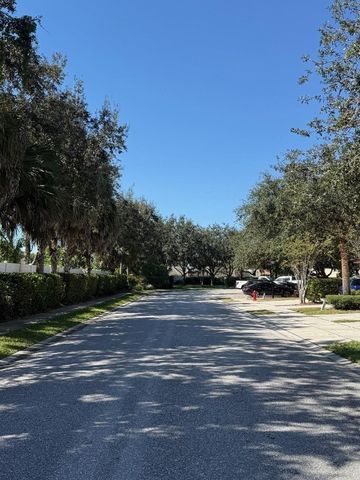 1161 Pinewood Lake Court 1161, Greenacres, FL 33415